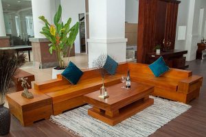 Kích thước sofa gỗ nguyên khối cho phòng khách